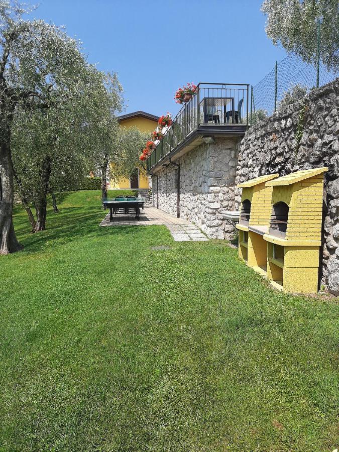 Appartamenti Elisabeth Brenzone sul Garda Exteriör bild