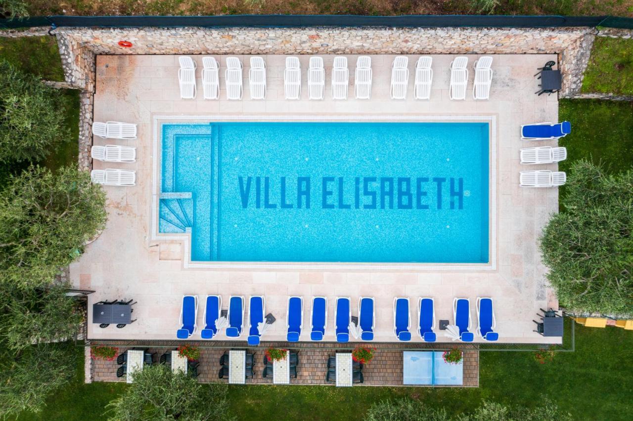 Appartamenti Elisabeth Brenzone sul Garda Exteriör bild