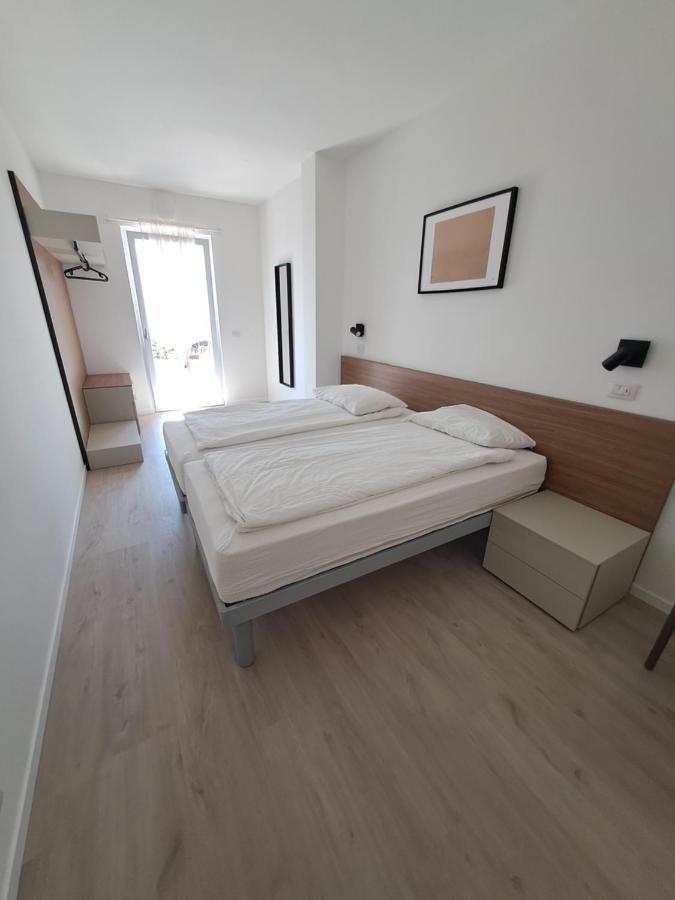 Appartamenti Elisabeth Brenzone sul Garda Exteriör bild