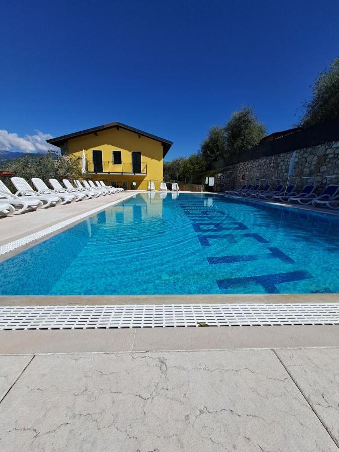 Appartamenti Elisabeth Brenzone sul Garda Exteriör bild