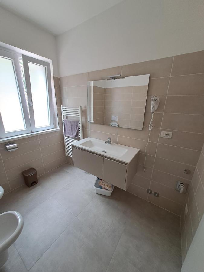 Appartamenti Elisabeth Brenzone sul Garda Exteriör bild